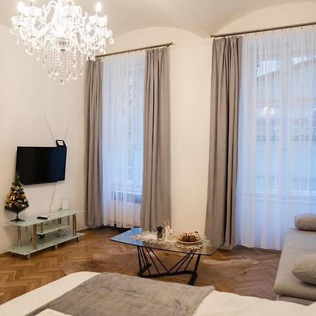 Cozy Flat By Wenceslas Square! Praga Zewnętrze zdjęcie