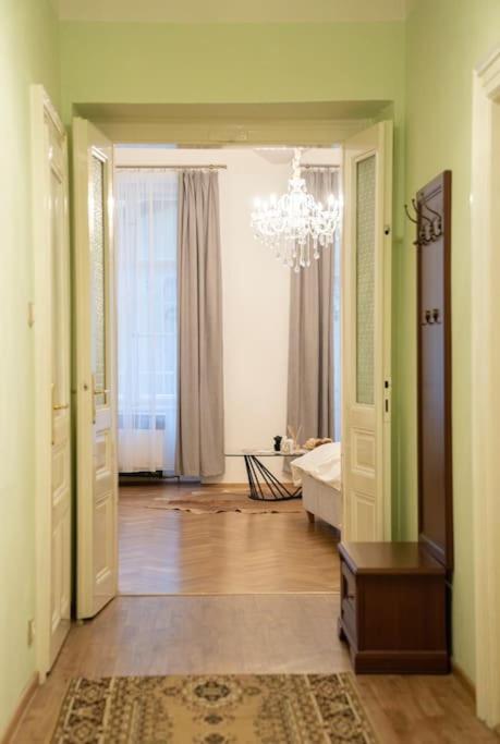 Cozy Flat By Wenceslas Square! Praga Zewnętrze zdjęcie